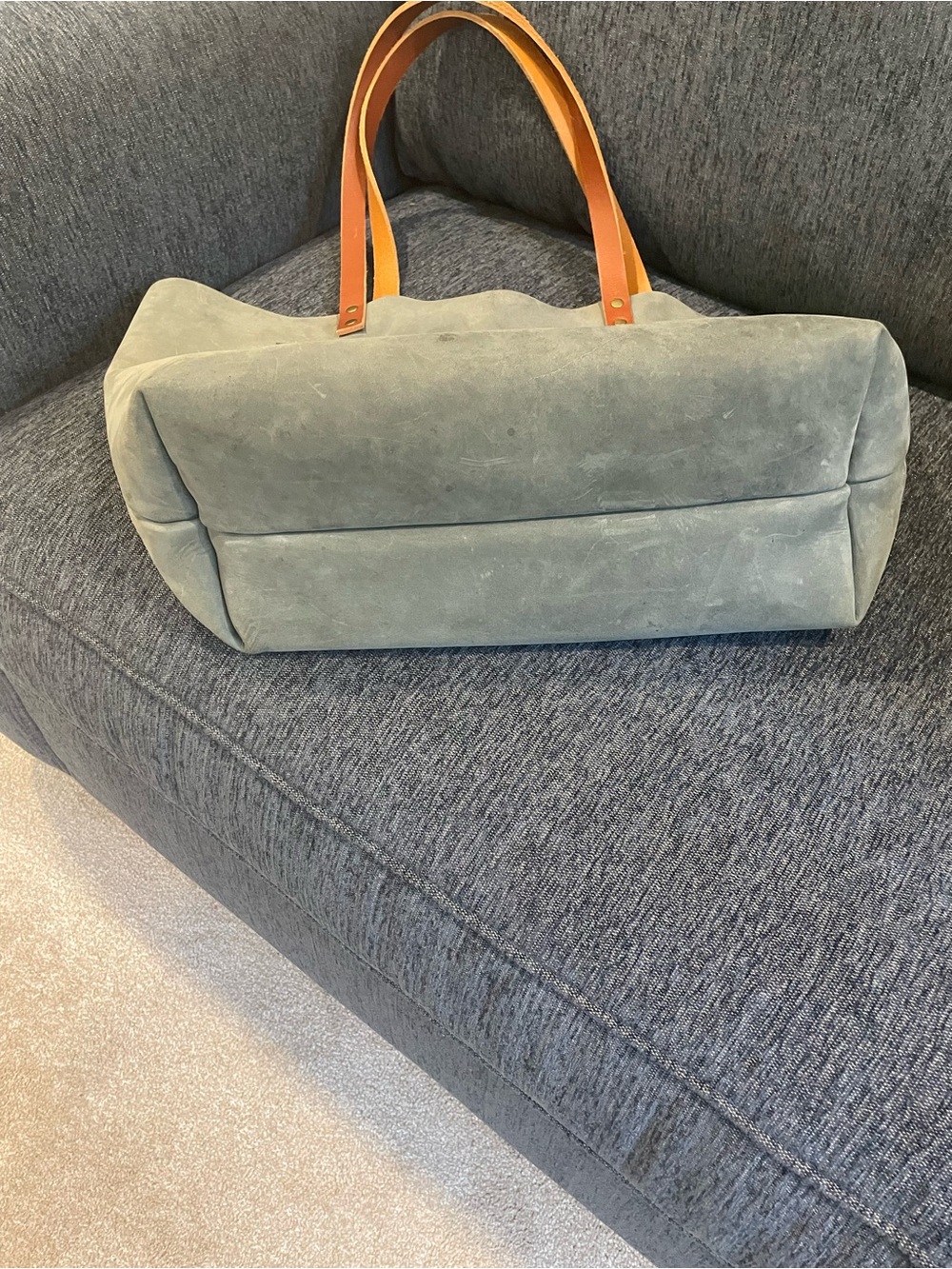 Portland Leather Large Peppercorn Tote - Picture 5 of 13
